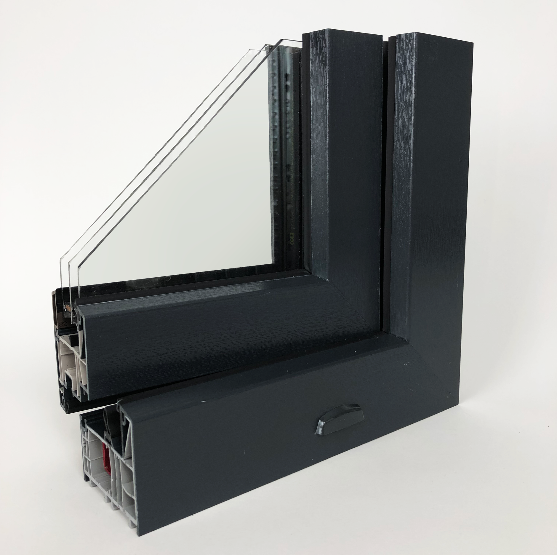 Set of 2 PVC corner samples: Gealan Linear & Salamander Bluevolution 82