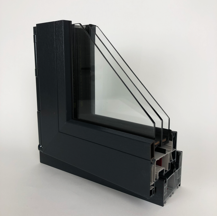 Set of 2 PVC corner samples: Gealan Linear & Salamander Bluevolution 82