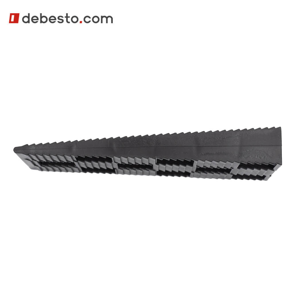 Set of universal installation pads and wedges