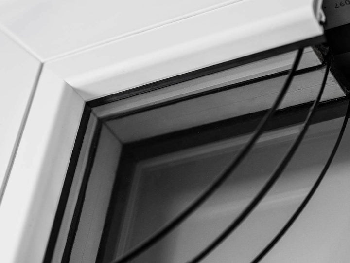 Gealan 9000 Triple glass with white warm edge spacer