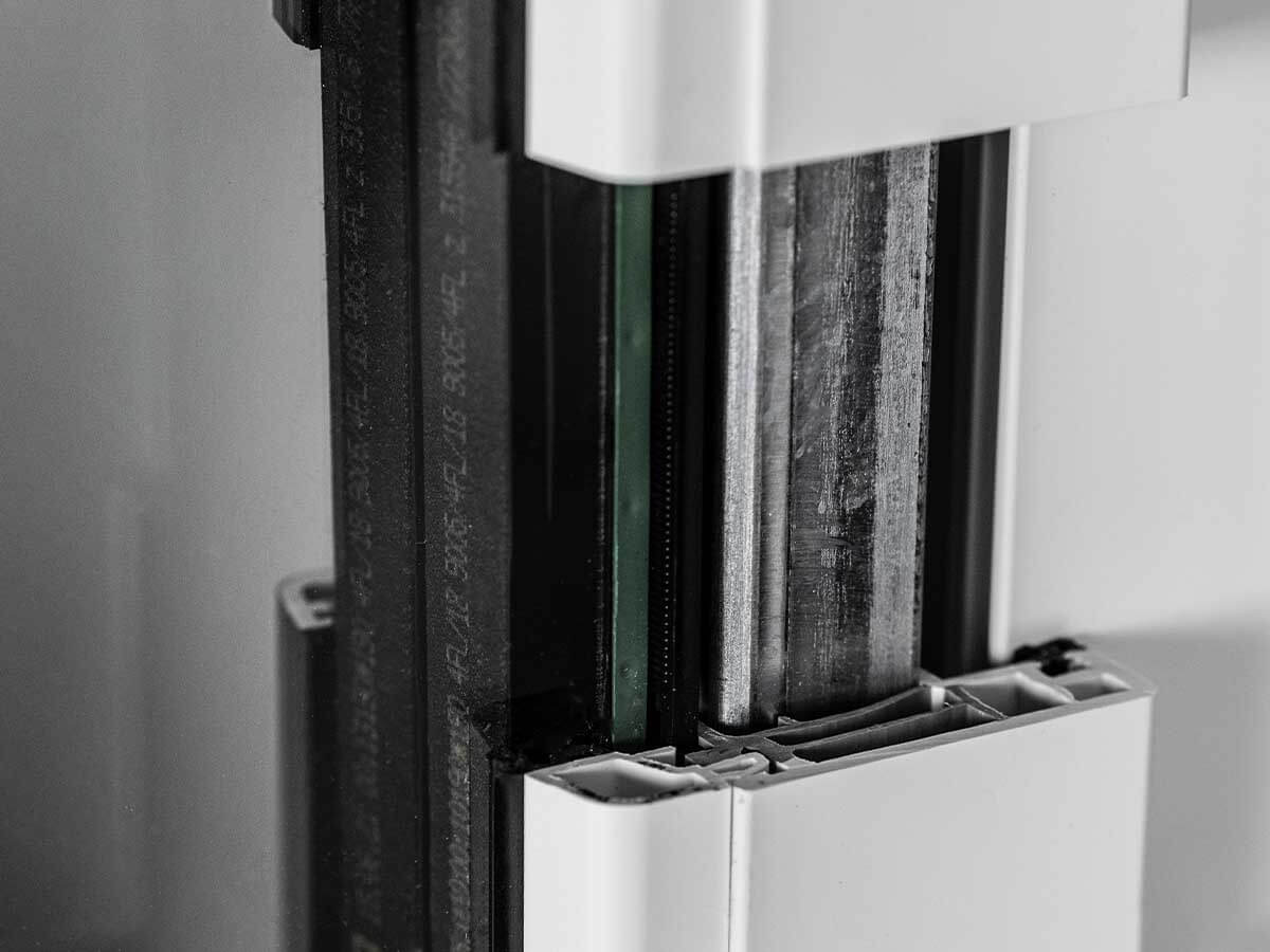 Gealan 9000 PVC Window System Educational Window