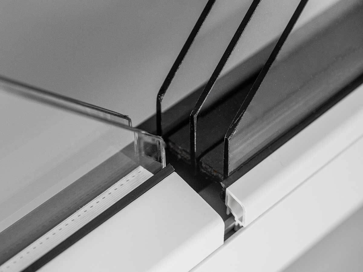 Gealan 9000 triple glazing with black warm edge spacer bar and double glazing with white warm edge